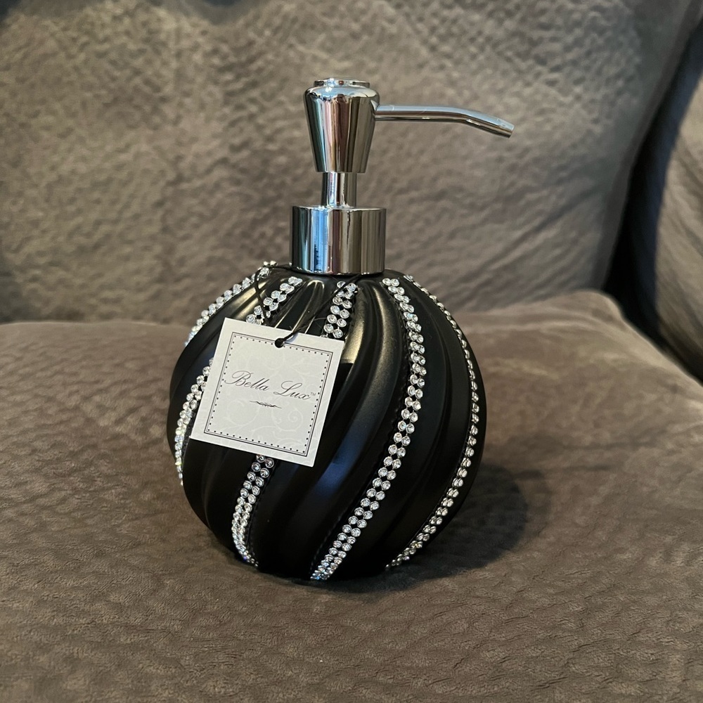 Bella lux soap dispenser